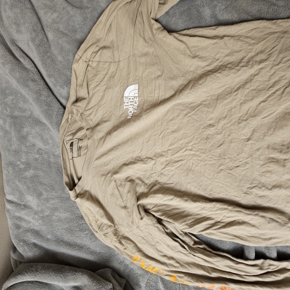 North face medium long sleeve t - Picture 3 of 6